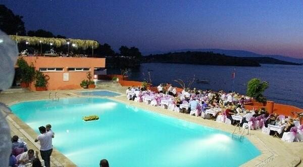 Hotel Leon Foça Extérieur photo