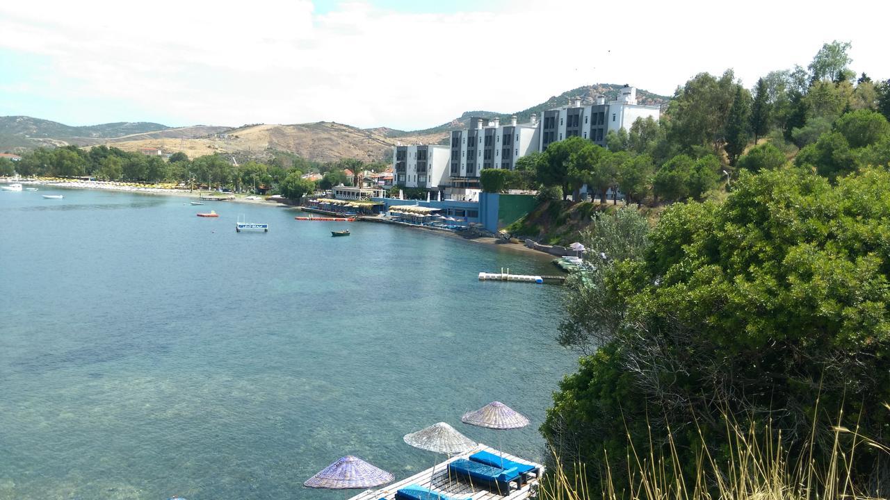Hotel Leon Foça Extérieur photo
