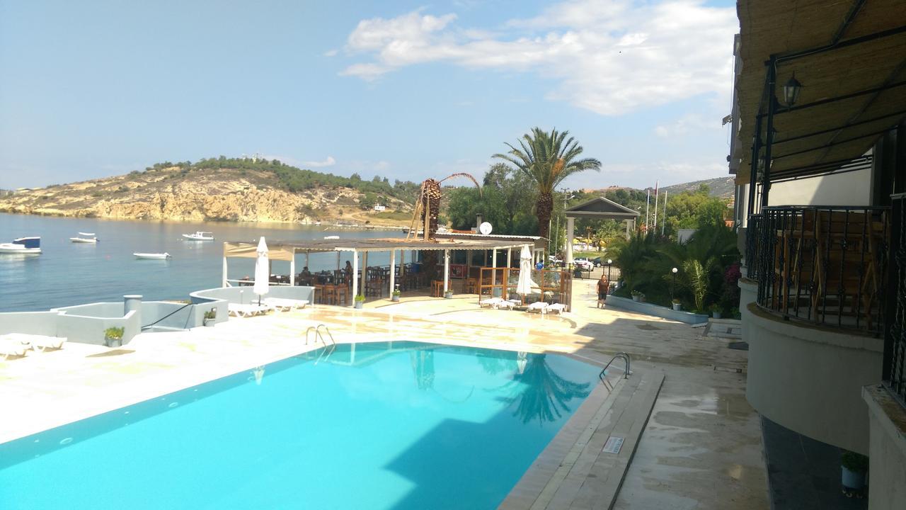 Hotel Leon Foça Extérieur photo