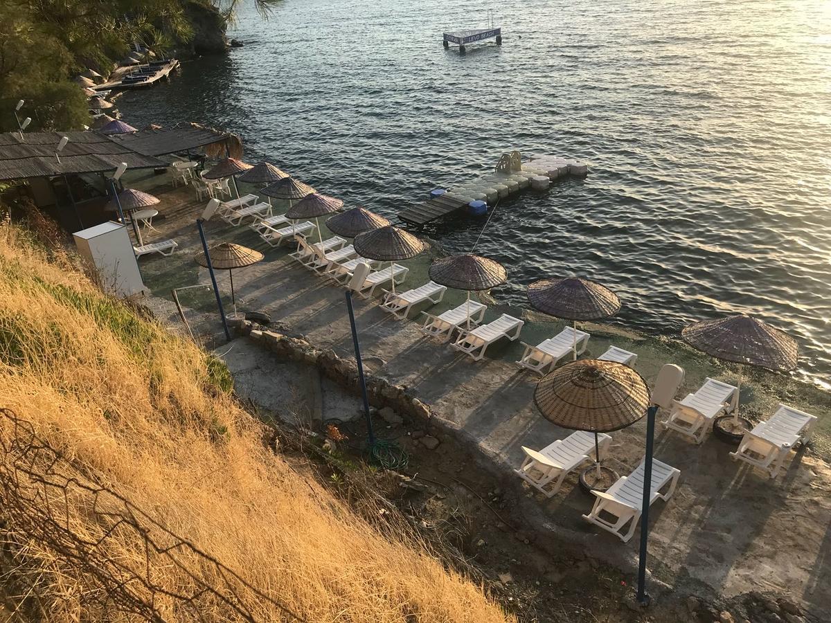 Hotel Leon Foça Extérieur photo